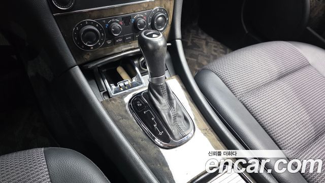 Mercedes-Benz C-Class 2007 — photo 12
