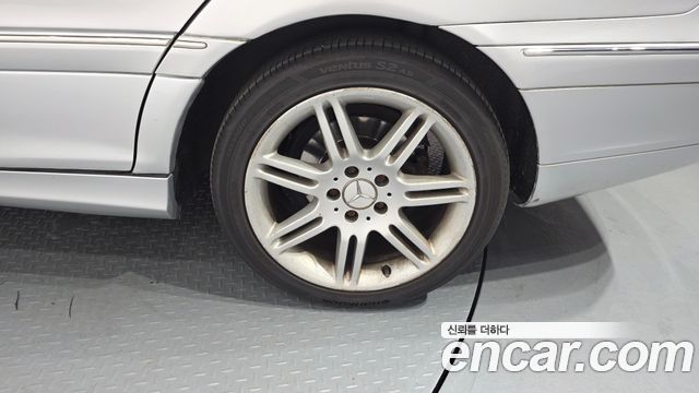 Mercedes-Benz C-Class 2007 — photo 7