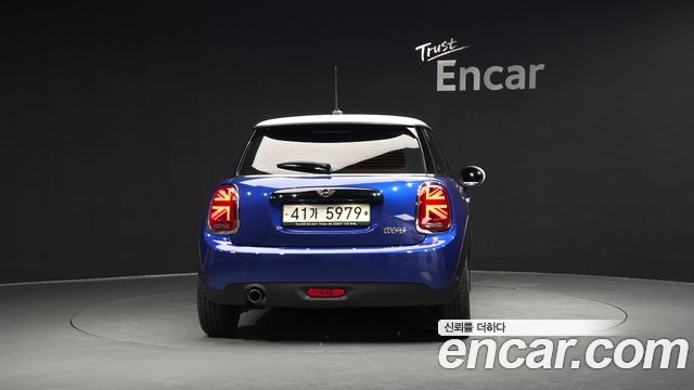 Mini Cooper 2019 — photo 4
