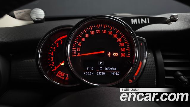 Mini Cooper 2019 — photo 11
