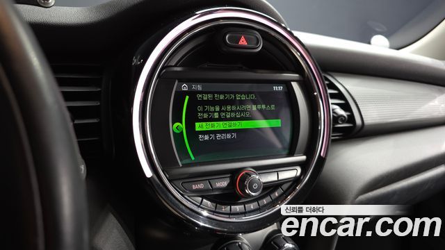 Mini Cooper 2019 — photo 22