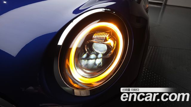 Mini Cooper 2019 — photo 8