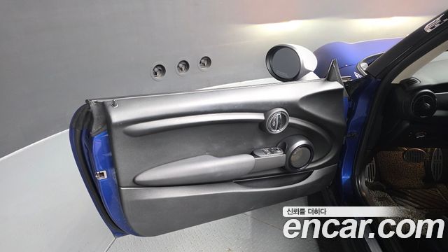 Mini Cooper 2019 — photo 14