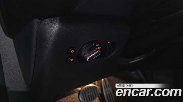 Mini Cooper 2019 — photo 28