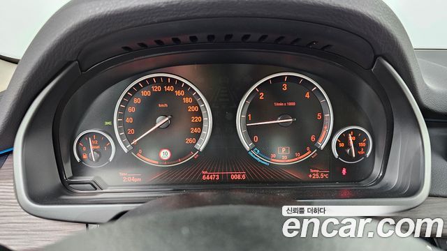 BMW X5 2015 — photo 8