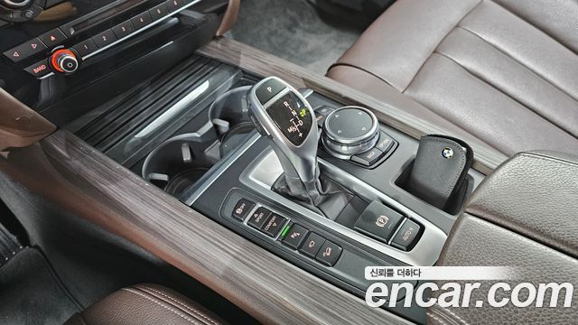 BMW X5 2015 — photo 9