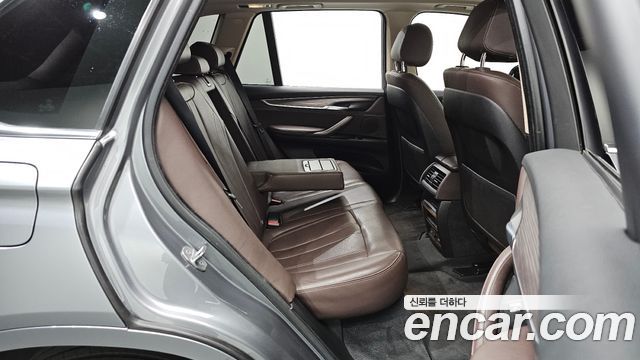 BMW X5 2015 — photo 12