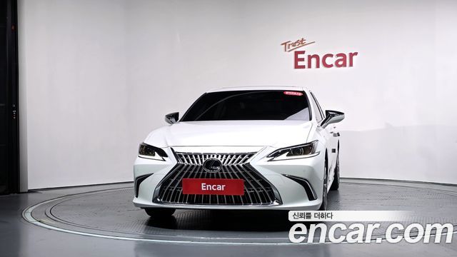 Lexus ES 2026 — photo 3