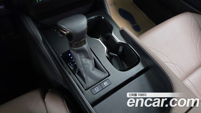 Lexus ES 2026 — photo 12