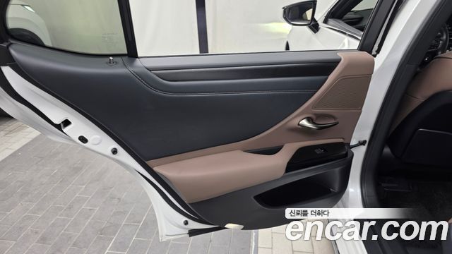 Lexus ES 2026 — photo 15