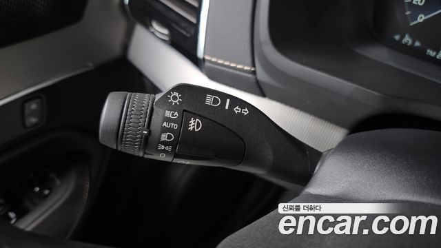 Volvo XC90 2021 — photo 33