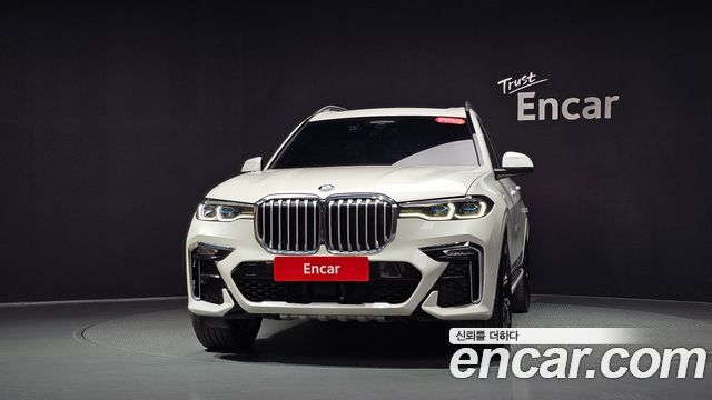 BMW X7 2022 — photo 3