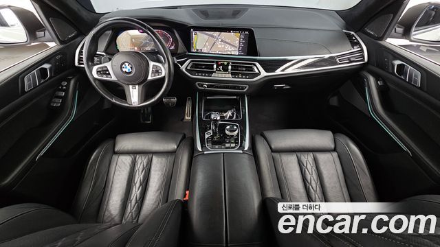 BMW X7 2022 — photo 10