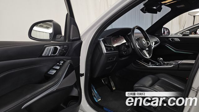 BMW X7 2022 — photo 13