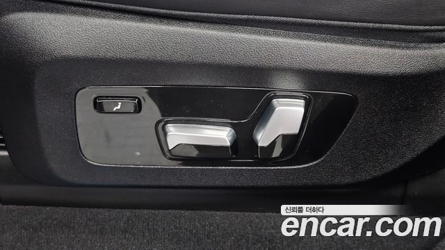 BMW X7 2022 — photo 32