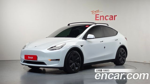 Tesla Model Y 2022 — photo 1