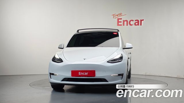 Tesla Model Y 2022 — photo 3