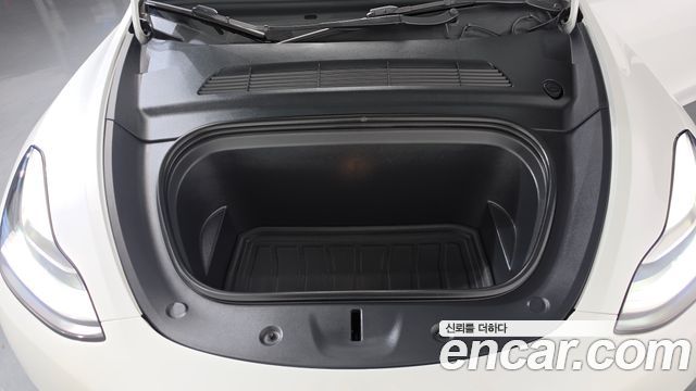Tesla Model Y 2022 — photo 6