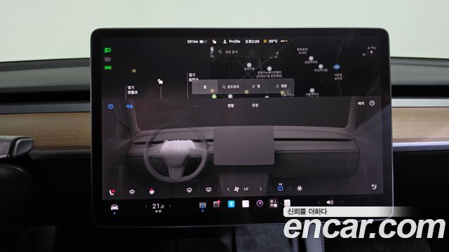 Tesla Model Y 2022 — photo 17