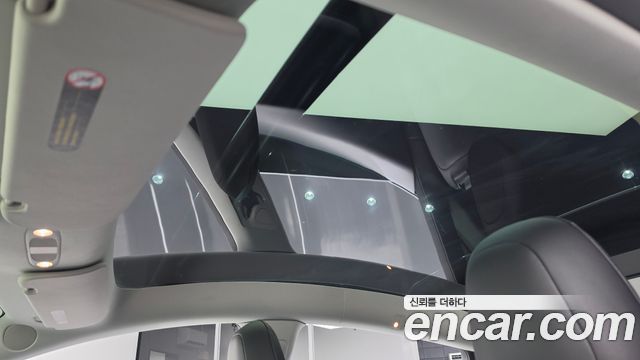 Tesla Model Y 2022 — photo 19