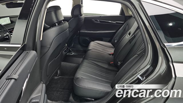 Genesis G80 2023 — photo 17