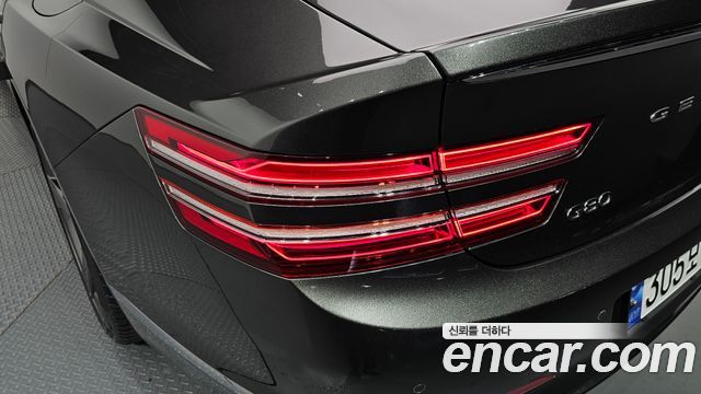 Genesis G80 2023 — photo 9