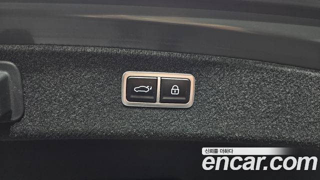 Genesis G80 2023 — photo 30