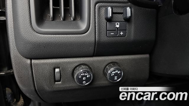 Chevrolet Korea Colorado 2021 — photo 22