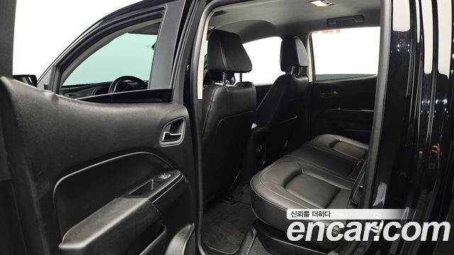 Chevrolet Korea Colorado 2021 — photo 30