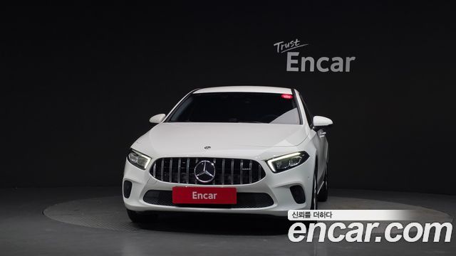 Mercedes-Benz A-Class 2020 — photo 3