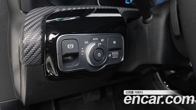 Mercedes-Benz A-Class 2020 — photo 12