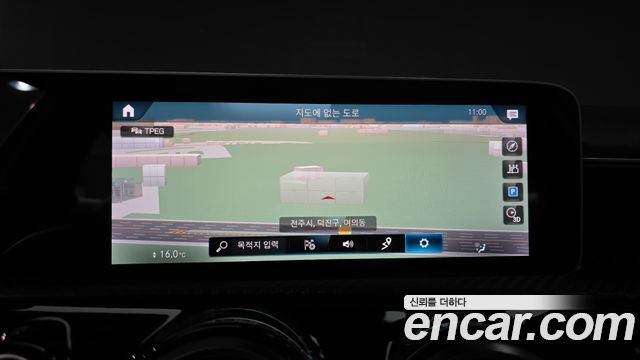 Mercedes-Benz A-Class 2020 — photo 20