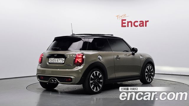Mini Cooper 2020 — photo 2