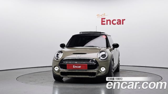 Mini Cooper 2020 — photo 3