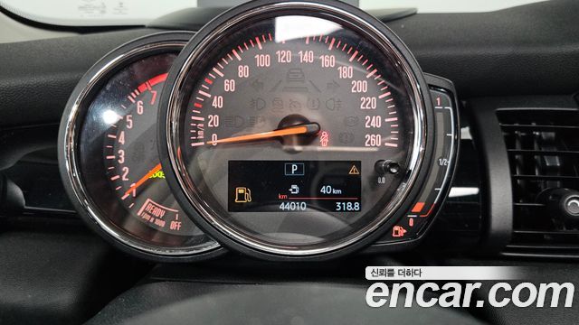 Mini Cooper 2020 — photo 8