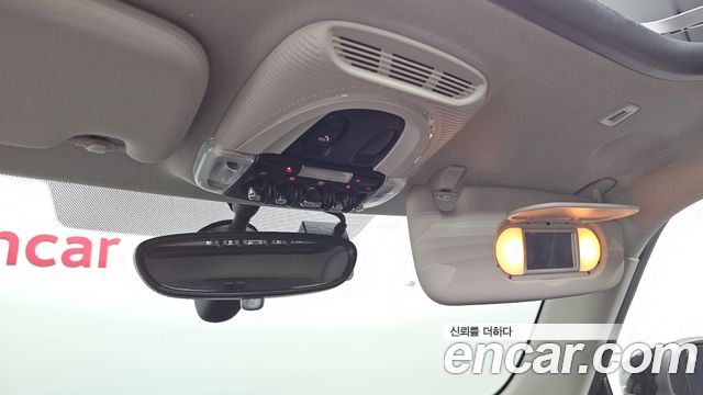 Mini Cooper 2020 — photo 20