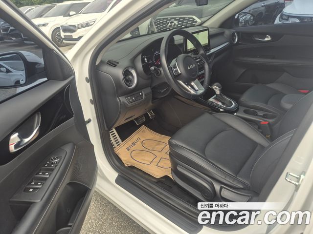 Kia K3 2024 — photo 7
