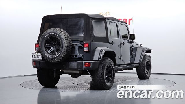 Jeep Wrangler 2016 — photo 2