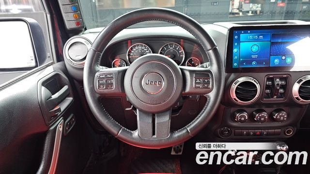 Jeep Wrangler 2016 — photo 19
