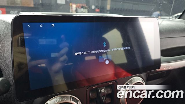 Jeep Wrangler 2016 — photo 22