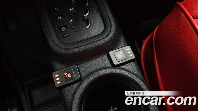 Jeep Wrangler 2016 — photo 24