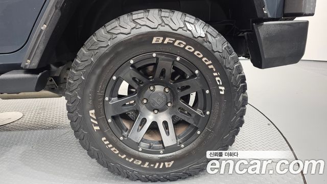 Jeep Wrangler 2016 — photo 7