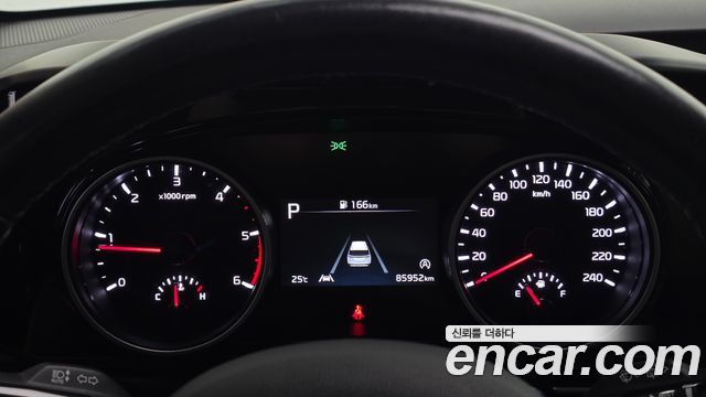 Kia Canival 2022 — photo 8