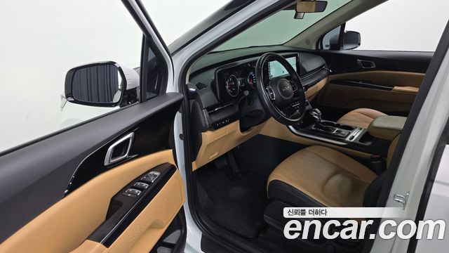 Kia Canival 2022 — photo 11