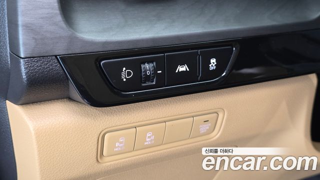 Kia Canival 2022 — photo 12