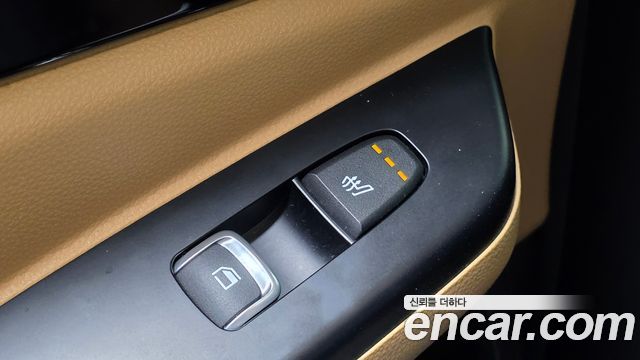 Kia Canival 2022 — photo 18