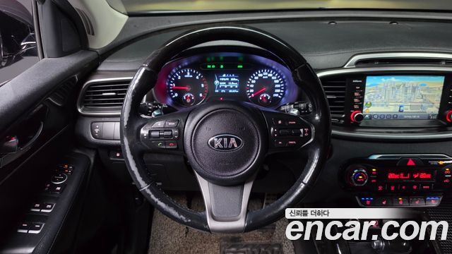 Kia Sorento 2017 — photo 12