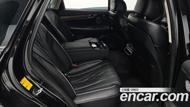 Genesis G80 2022 — photo 18
