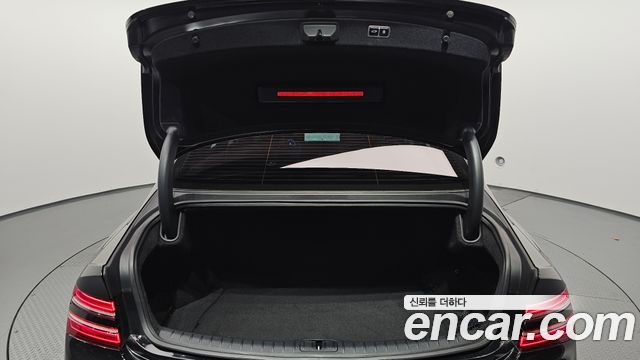 Genesis G80 2022 — photo 22