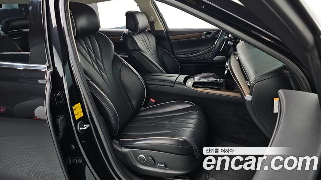 Genesis G80 2022 — photo 16